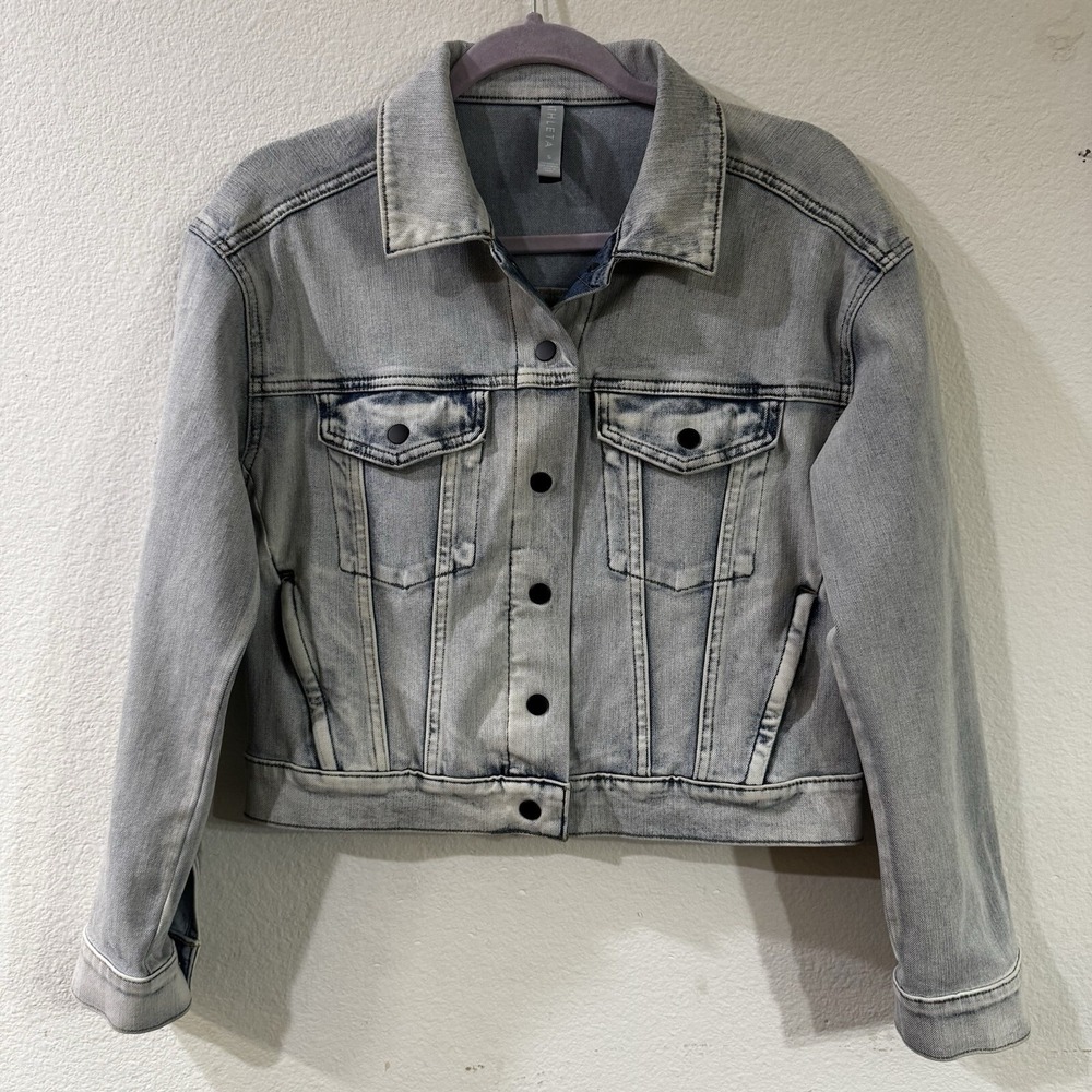 Athleta Denim Jacket Only Double Time Womens Light Wash Adustable Waist Crop